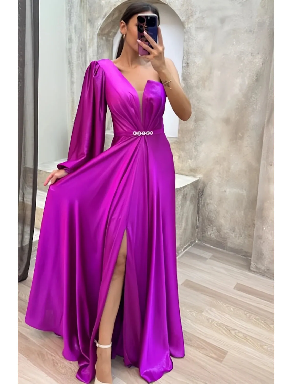 A-Line Evening Gown High Split Dress Formal Fall Sweep / Brush Train Long Sleeve One Shoulder Satin with Pleats Crystals Slit