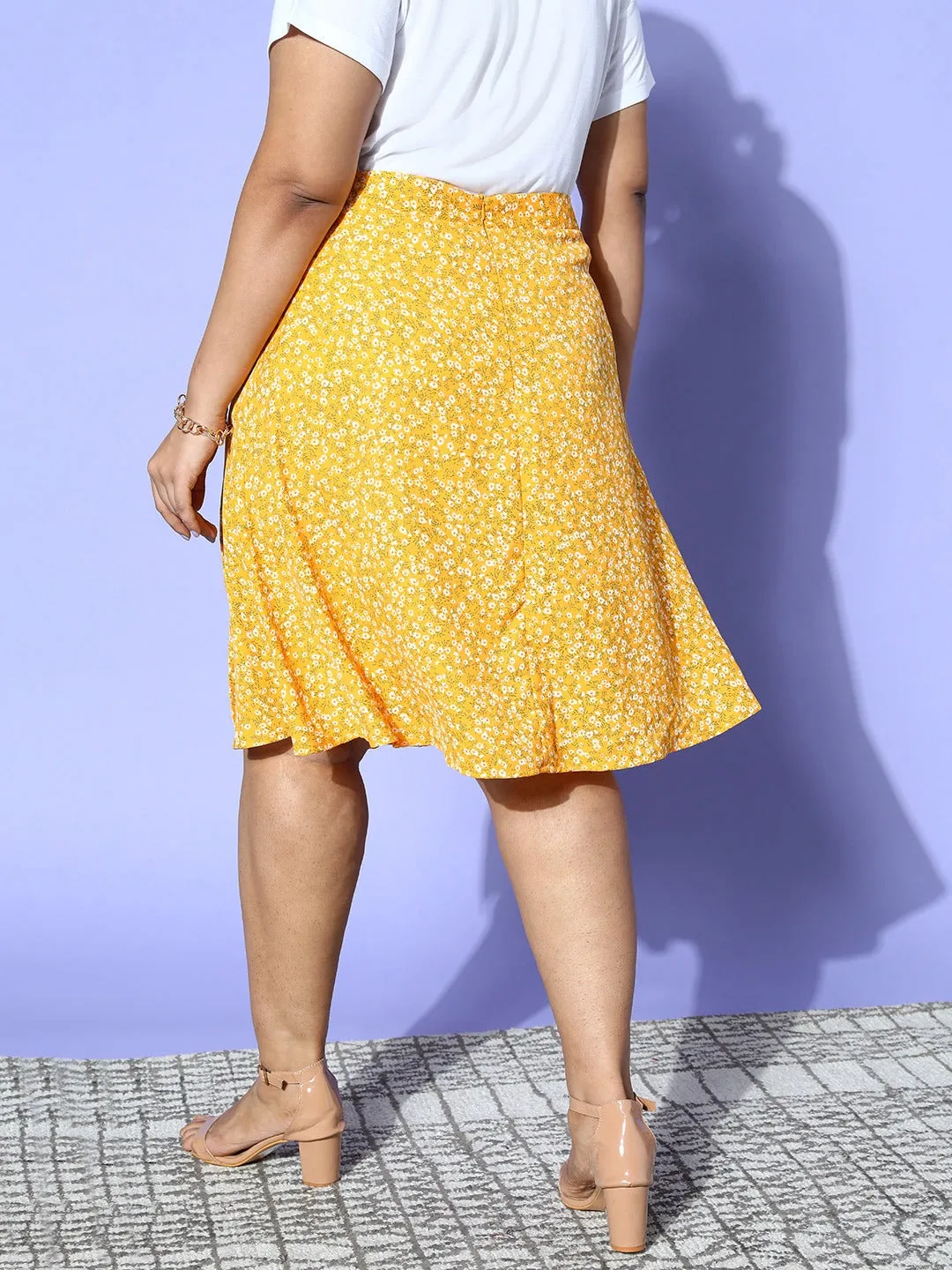 Berrylush Women Plus Size Yellow & White Floral Printed Thigh-High Slit Flared A-Line Midi Skirt