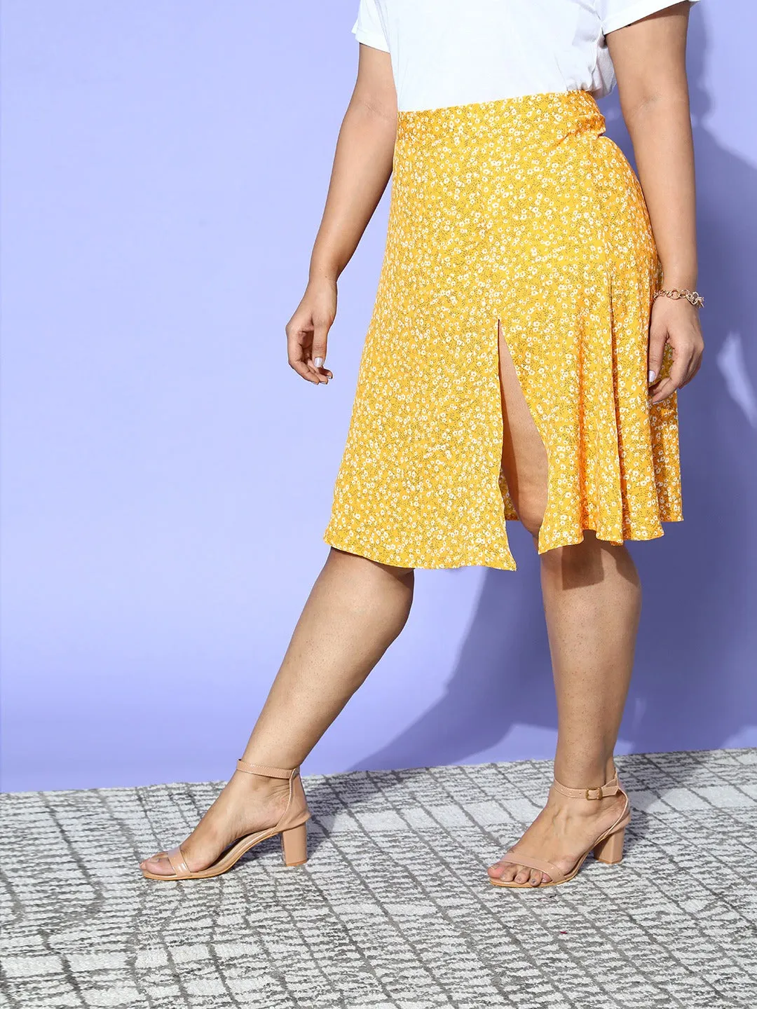 Berrylush Women Plus Size Yellow & White Floral Printed Thigh-High Slit Flared A-Line Midi Skirt