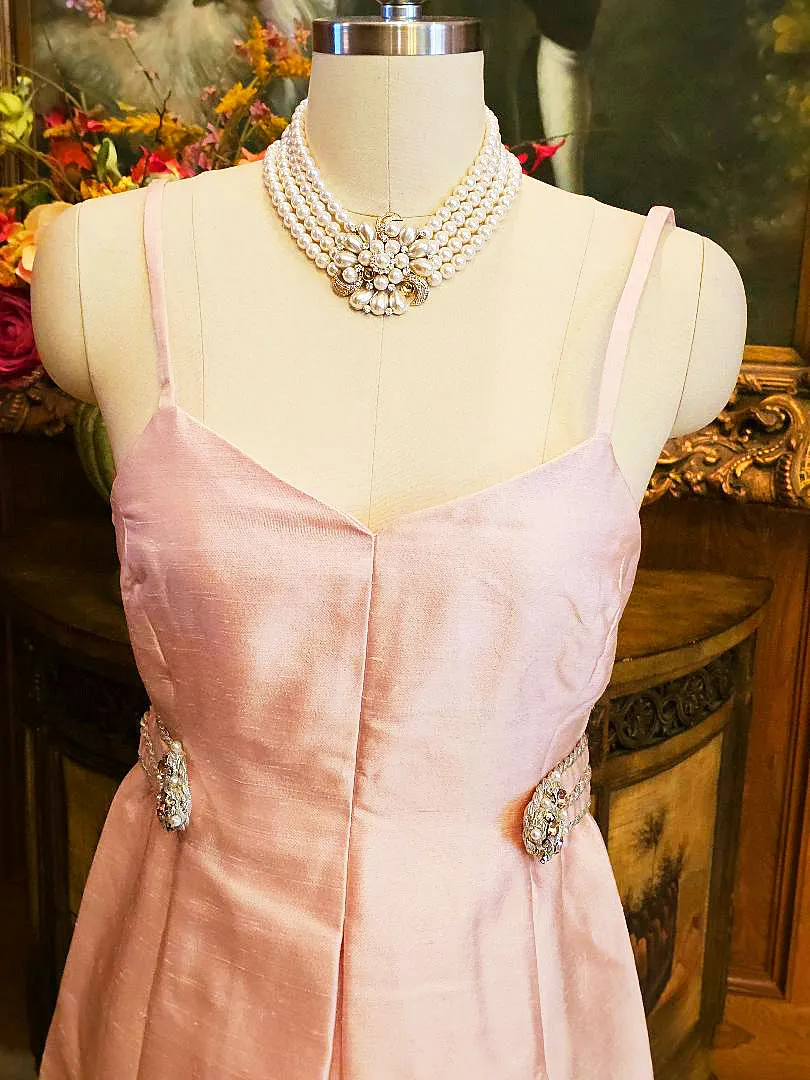 VINTAGE 1960s SILK SHANTUNG JEWELED RHINESTONE FAUX PEARLS BRAID PINK EVENING GOWN